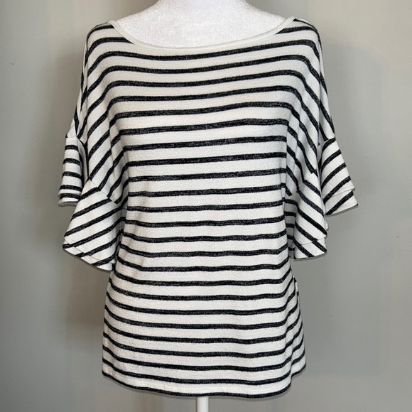 Banana Republic Striped Top with Ruffle Sleeves Size X-Small - Picture 2 of 6